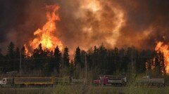 Огненный апокалипсис в Канаде: эвакуирован целый город
